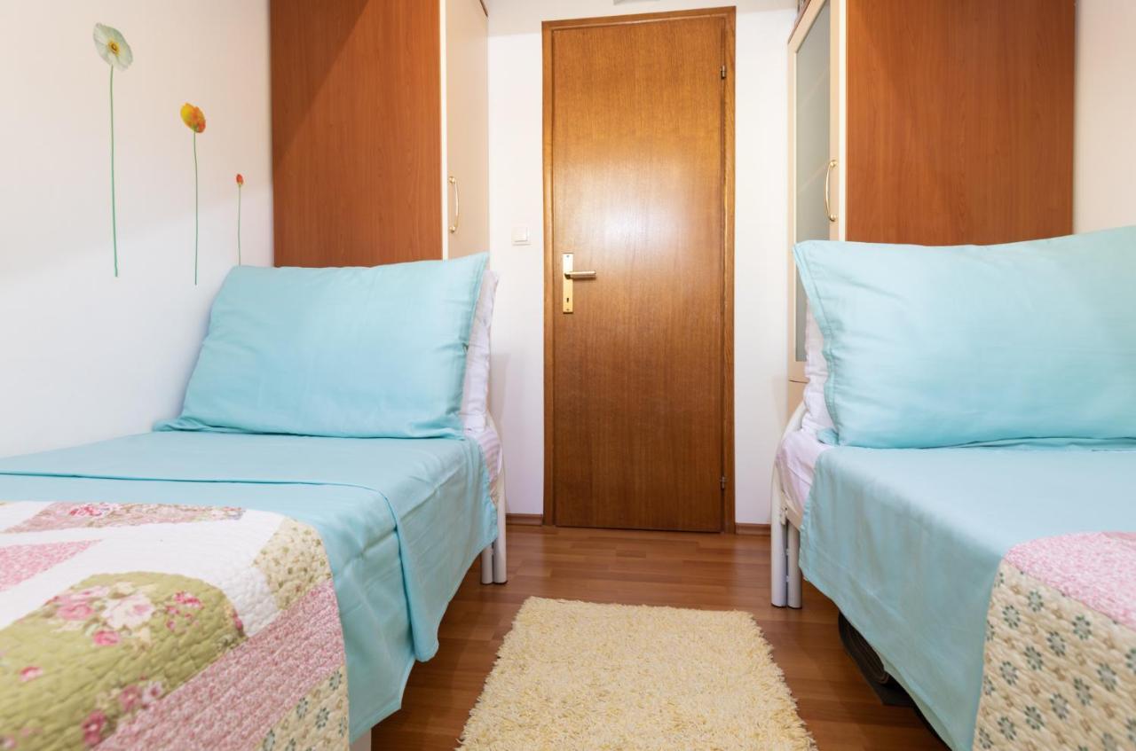 Apartman Monika Omiš Extérieur photo