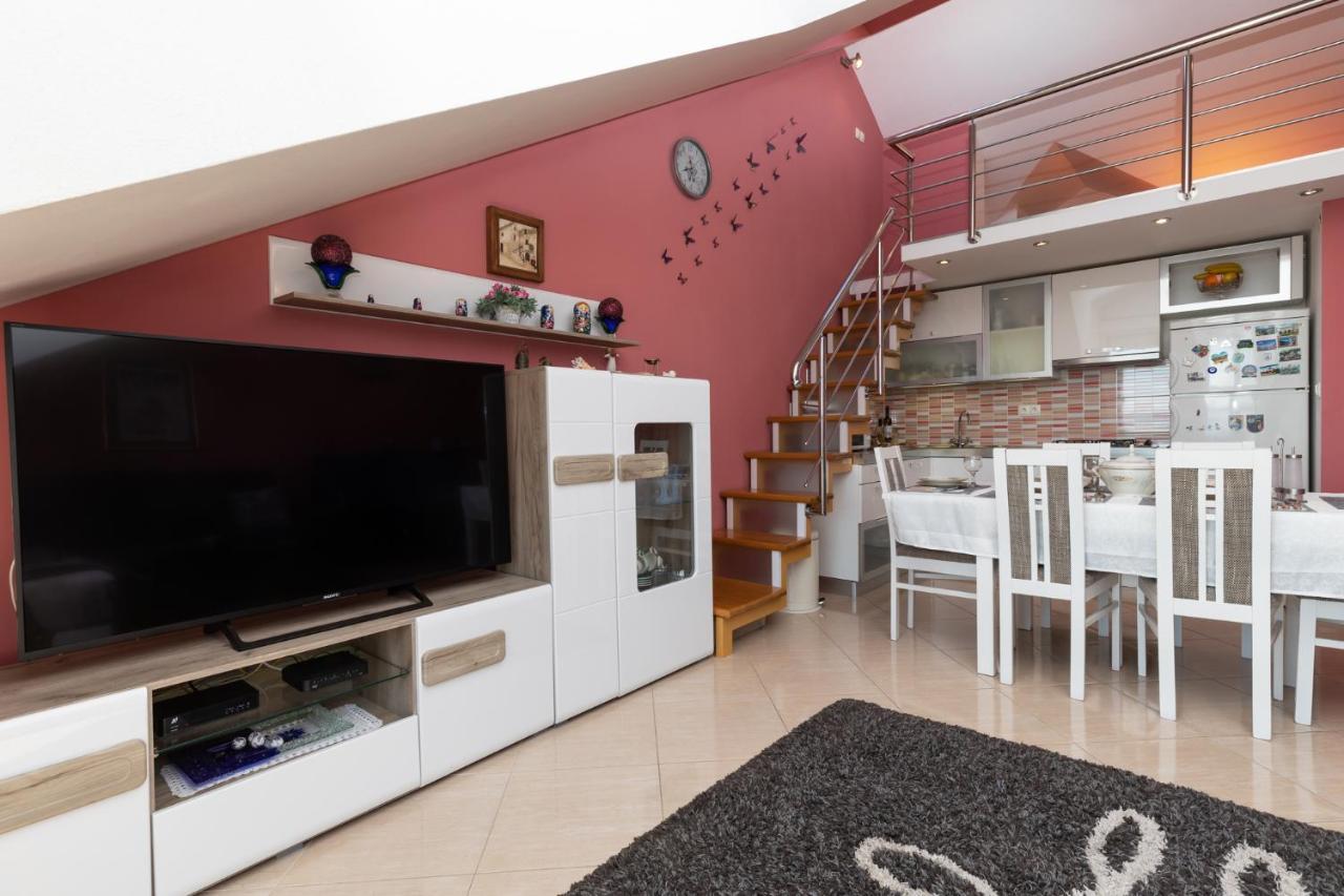 Apartman Monika Omiš Extérieur photo